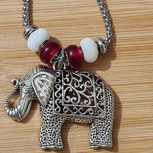 Hand Crafted Elephant Pendant Beaded Necklace Red White Silver Metal Charm Chain